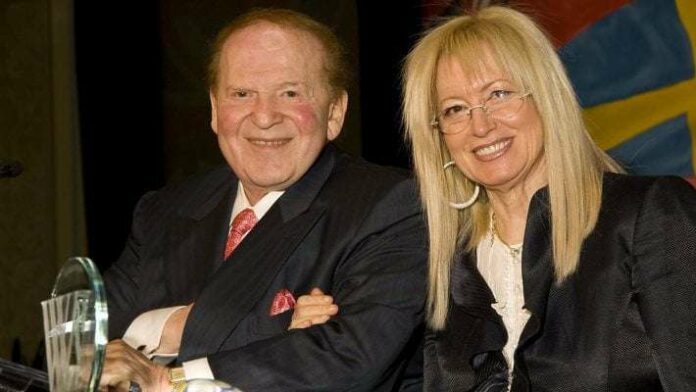 Sheldon_y_Miriam_Adelson_reciben_Woodrow_Wilson_Awards-e1610476828410